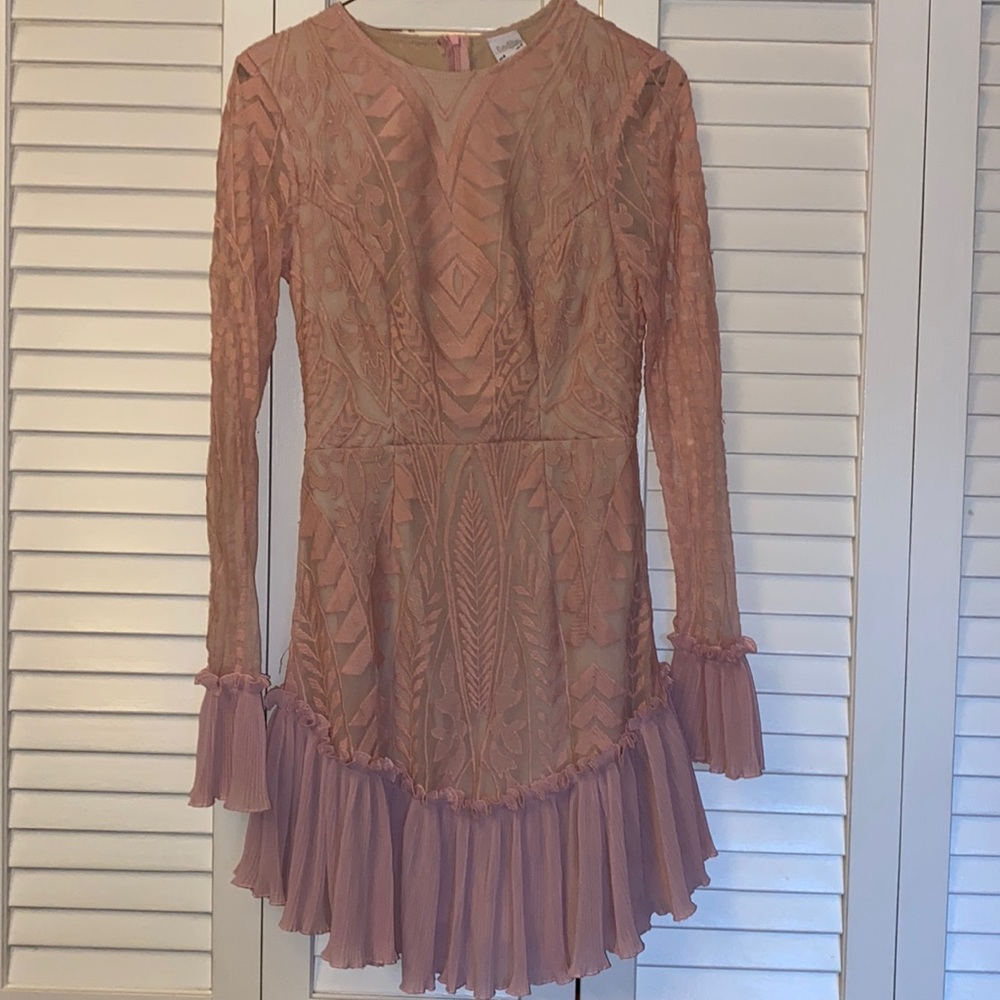 Selfie Leslie dress worn twice!